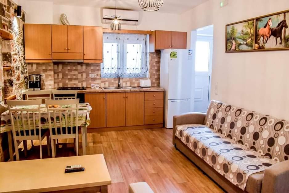 Klaidis House Apartamento Skiathos Town Exterior foto